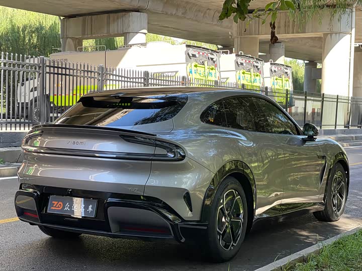 Фото 16 - Xiaomi YU7