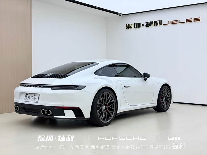 Фото 4 - Porsche 911