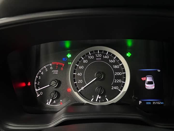 Фото 12 - Toyota Levin