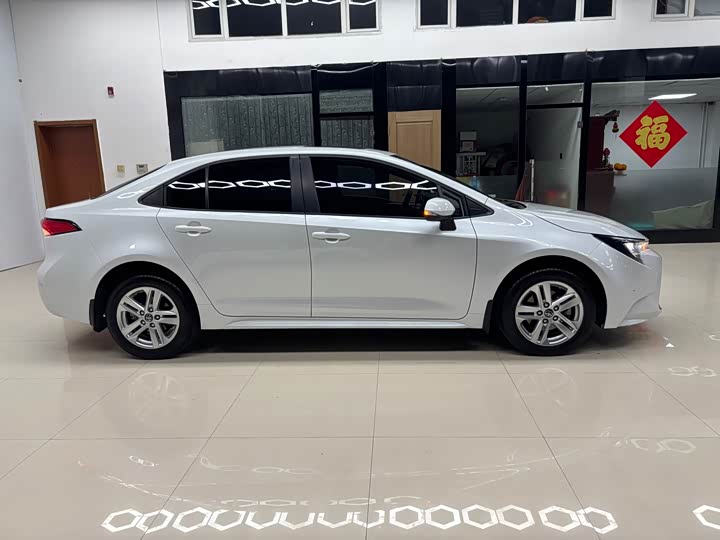 Фото 4 - Toyota Levin