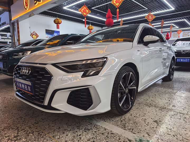 Фото 1 - Audi A3