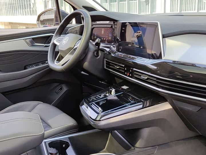 Фото 26 - Volkswagen Talagon