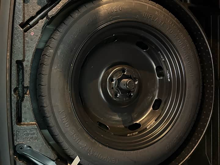 Фото 20 - Volkswagen Tiguan L Pro