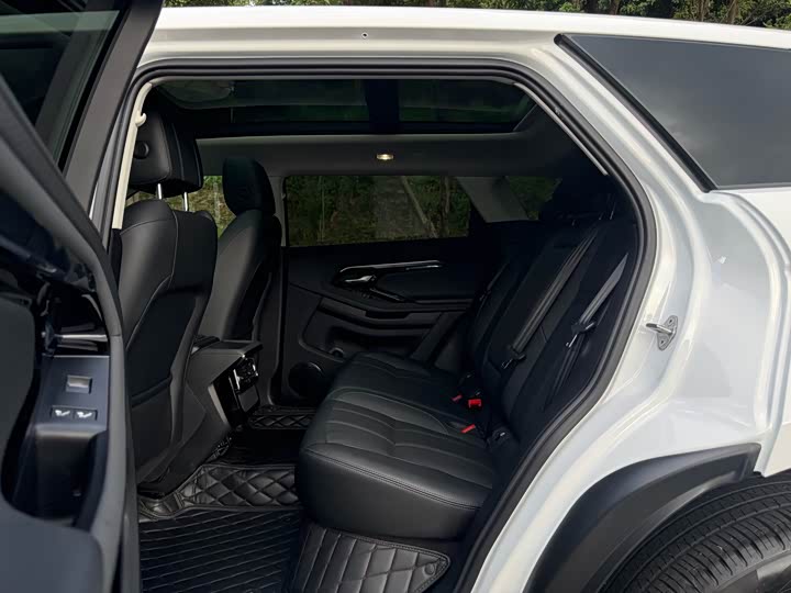 Фото 17 - Land Rover Range Rover Evoque L