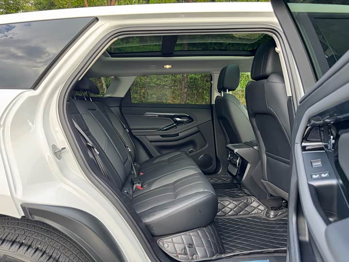 Фото 21 - Land Rover Range Rover Evoque L