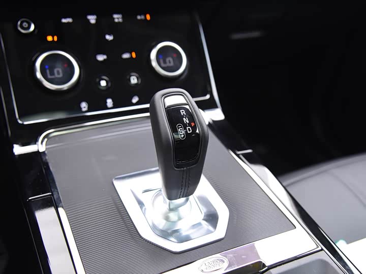 Фото 28 - Land Rover Range Rover Evoque L