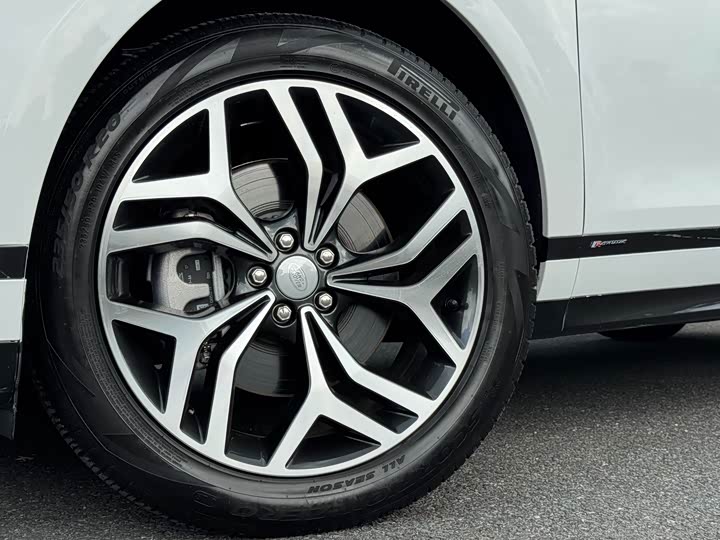 Фото 5 - Land Rover Range Rover Evoque L