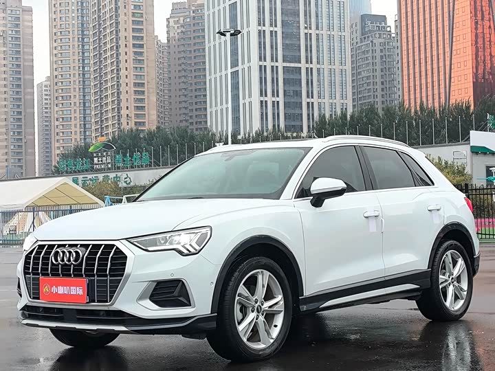 Фото 2 - Audi Q3