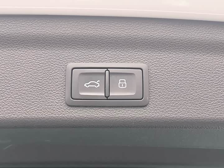 Фото 21 - Audi Q3