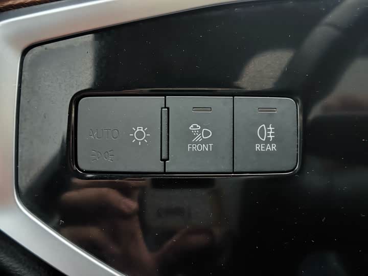 Фото 9 - Audi Q3