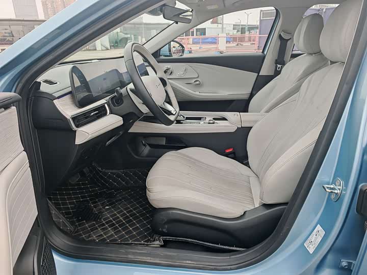 Photo 10 - Chery Fulwin A8