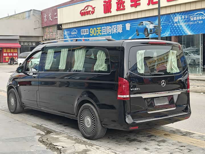 Фото 15 - Mercedes-Benz Vito