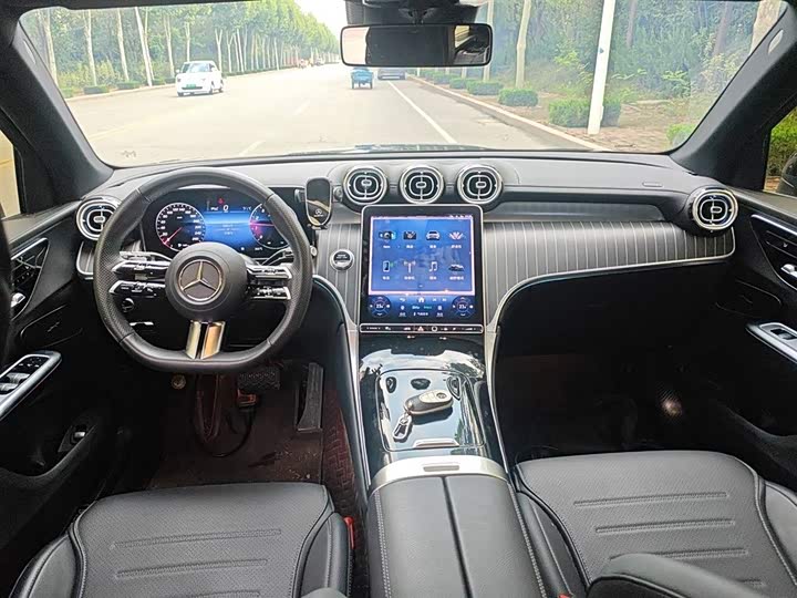 Фото 10 - Mercedes-Benz GLC-Class