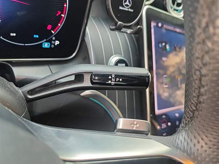 Фото 14 - Mercedes-Benz GLC-Class