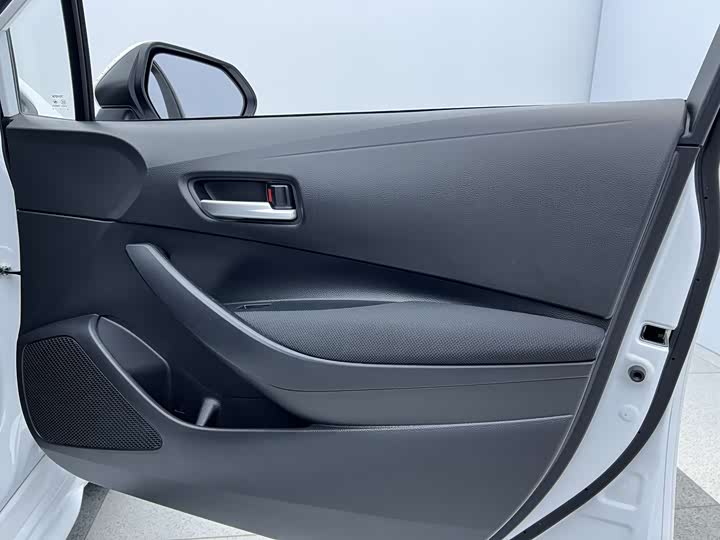 Фото 22 - Toyota Levin