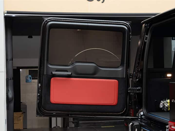 Фото 6 - Mercedes-Benz G-Class AMG