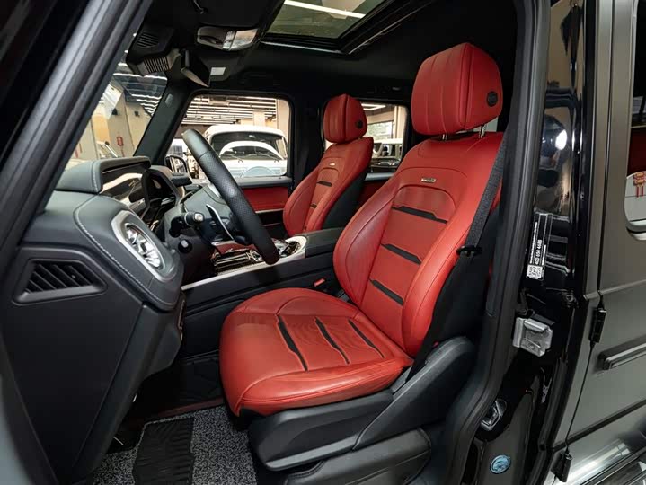 Фото 8 - Mercedes-Benz G-Class AMG