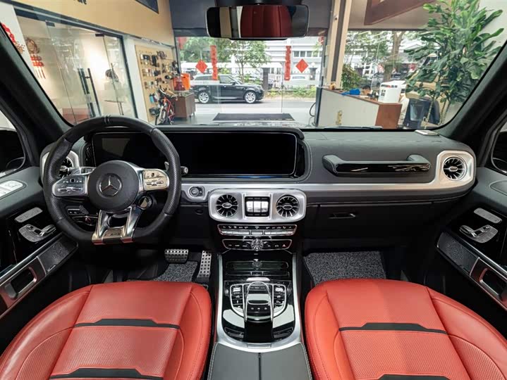 Фото 9 - Mercedes-Benz G-Class AMG