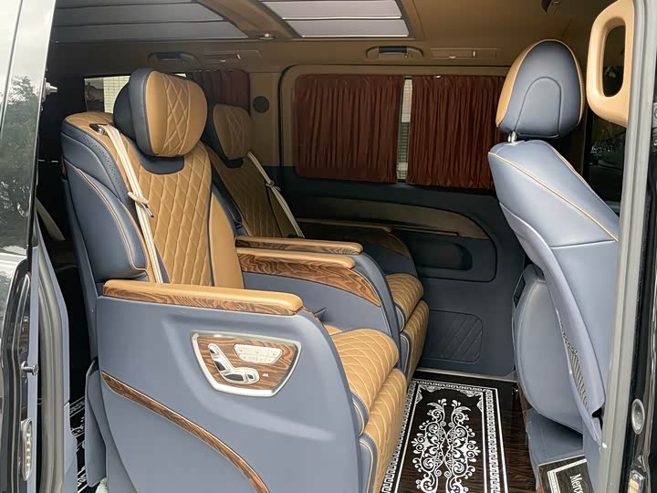 Фото 10 - Mercedes-Benz Vito