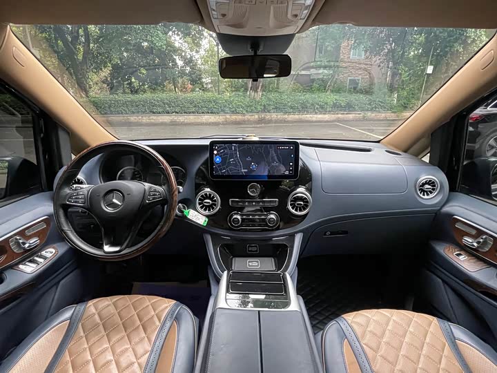 Фото 12 - Mercedes-Benz Vito