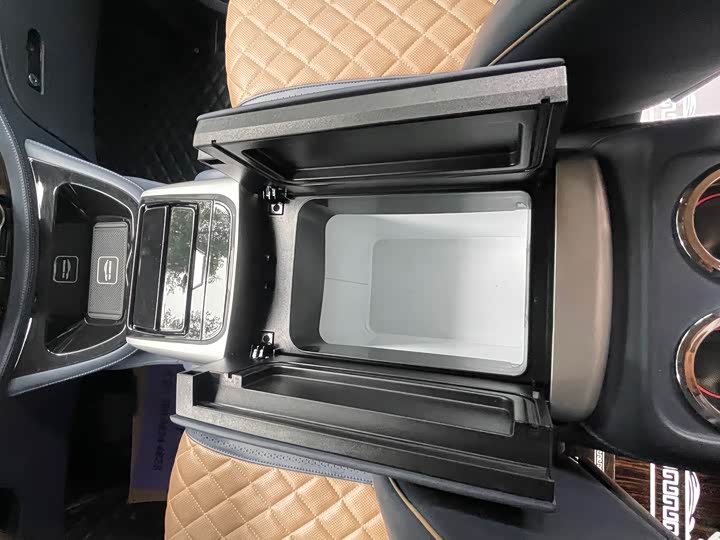 Фото 14 - Mercedes-Benz Vito