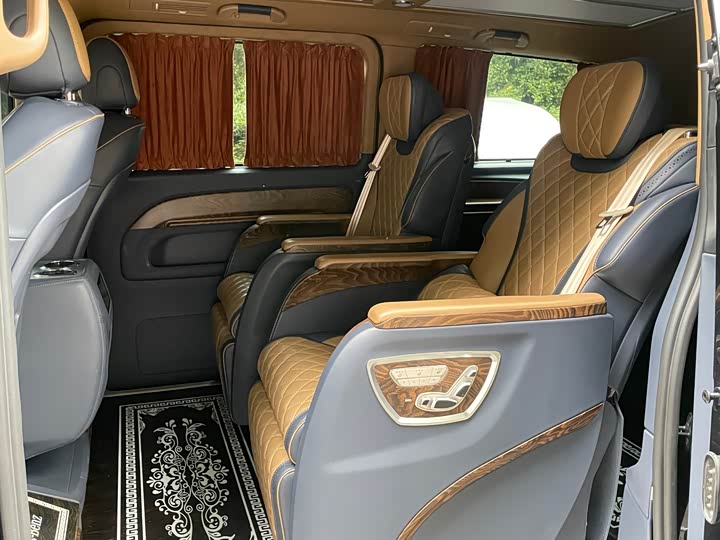 Фото 8 - Mercedes-Benz Vito