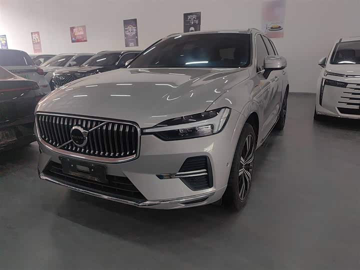 Фото 2 - Volvo XC60 Hybrid