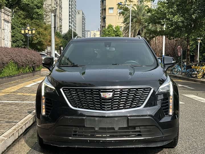 Фото 2 - Cadillac XT4