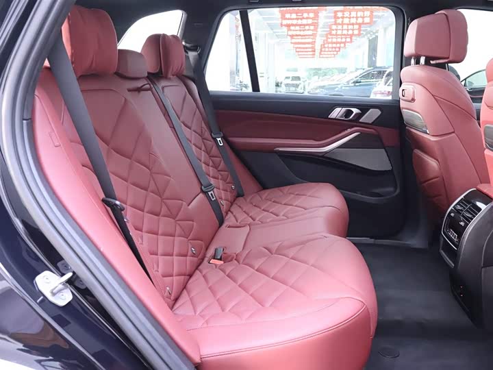 Фото 22 - BMW X5