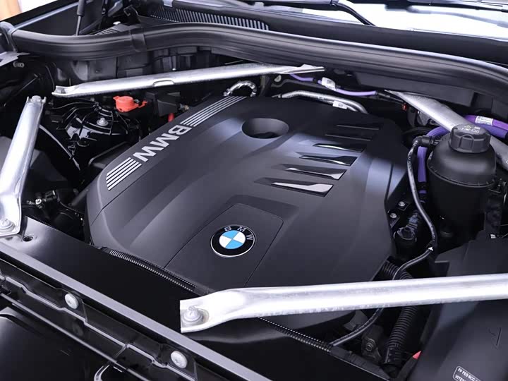 Фото 25 - BMW X5