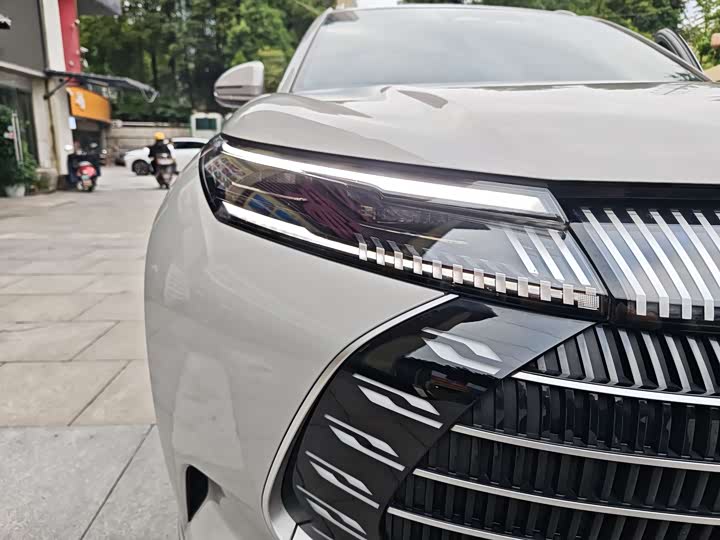 Фото 17 - BYD Frigate 07