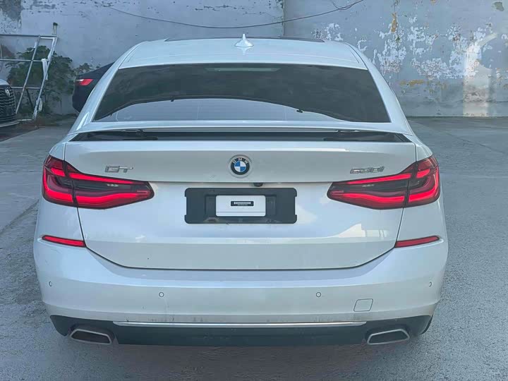 Фото 4 - BMW 6 Series GT