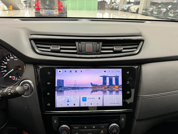 Фото 15 - Nissan X-Trail