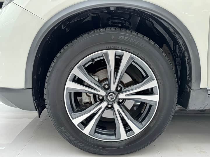 Фото 19 - Nissan X-Trail