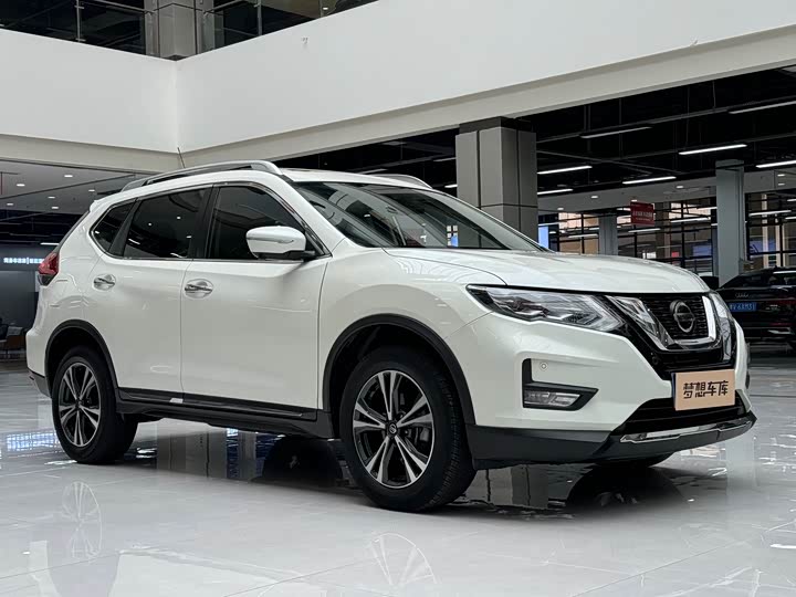 Фото 3 - Nissan X-Trail