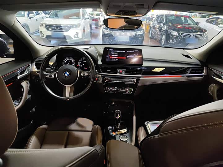 Фото 10 - BMW X2