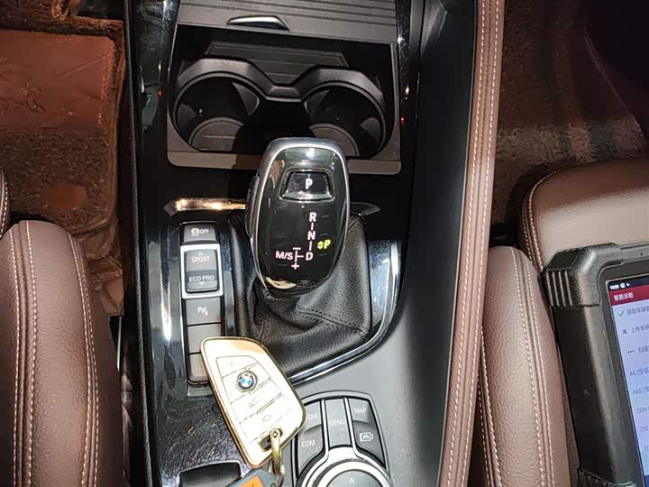 Фото 14 - BMW X2