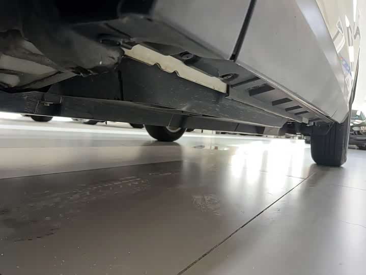 Фото 14 - Toyota RAV4