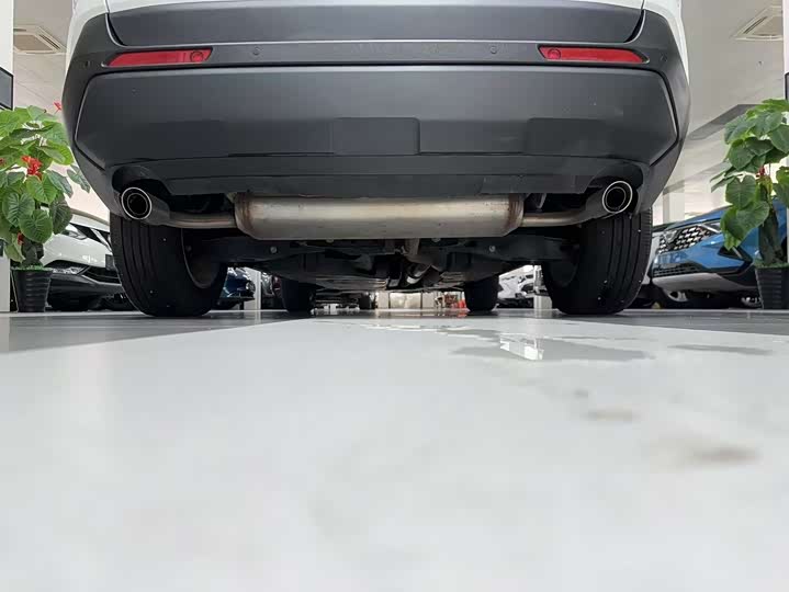 Фото 18 - Toyota RAV4