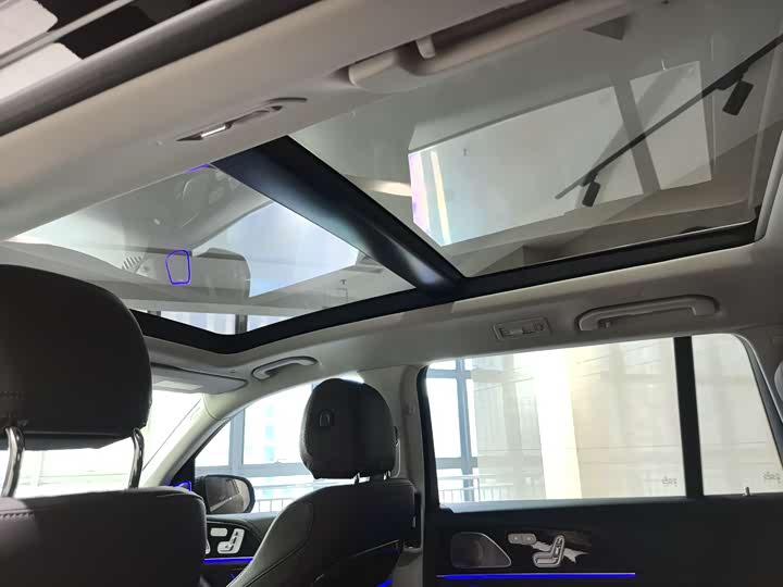 Фото 15 - Mercedes-Benz GLS-Class