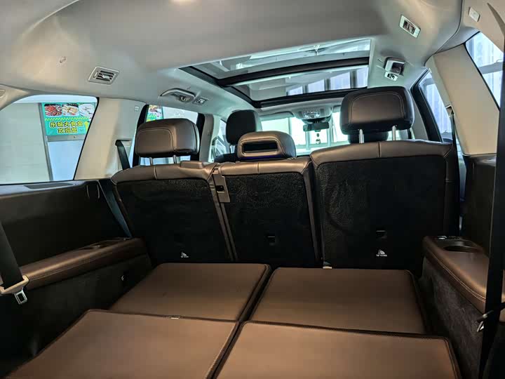 Фото 17 - Mercedes-Benz GLS-Class