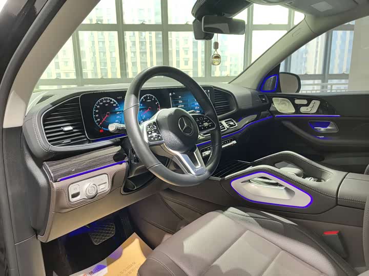 Фото 24 - Mercedes-Benz GLS-Class