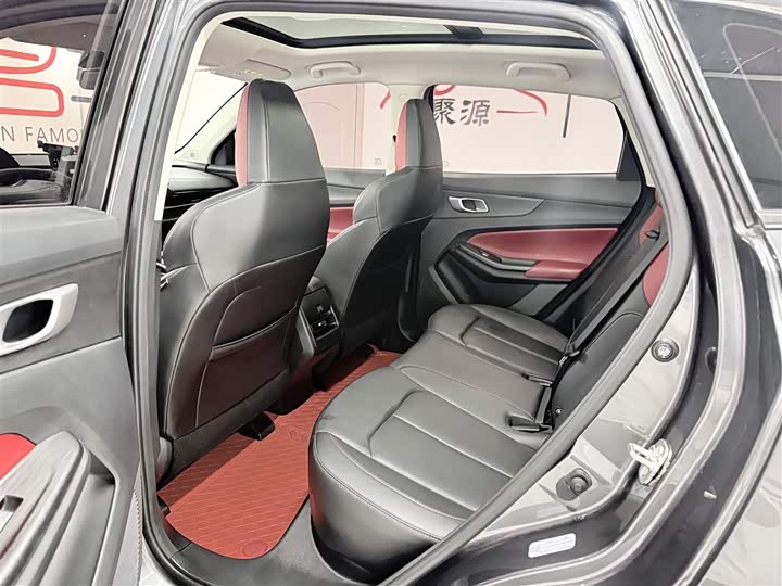 Фото 10 - Changan CS55 Plus