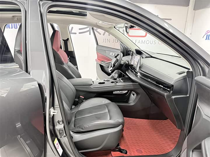 Фото 16 - Changan CS55 Plus