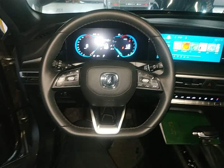 Фото 11 - Changan CS35 Plus