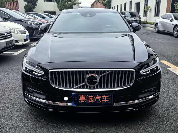 Фото 2 - Volvo S90