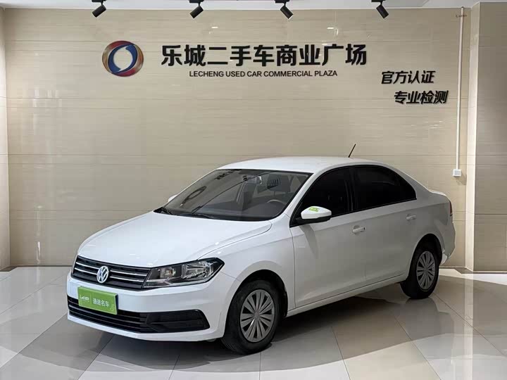 Фото 1 - Volkswagen Santana