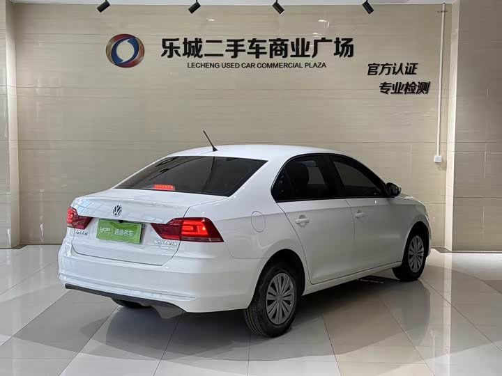 Фото 3 - Volkswagen Santana