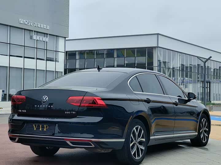 Фото 9 - Volkswagen Magotan