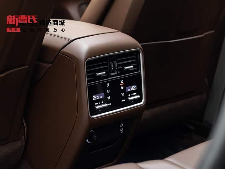 Фото 16 - Porsche Cayenne Hybrid